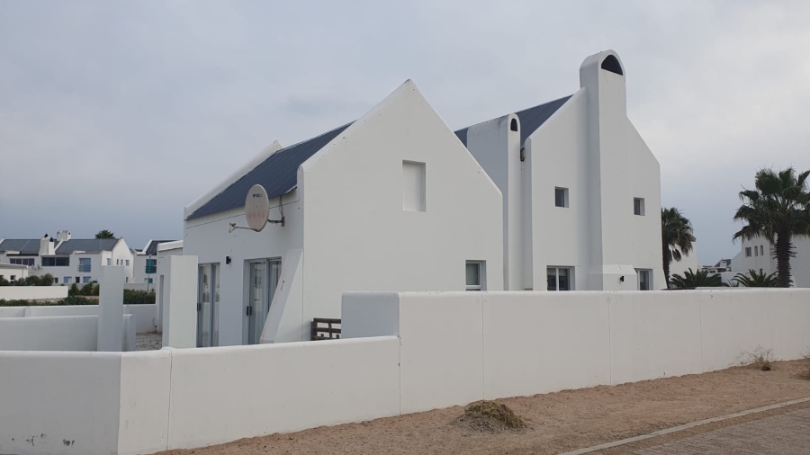 4 Bedroom Property for Sale in Lampiesbaai Western Cape
